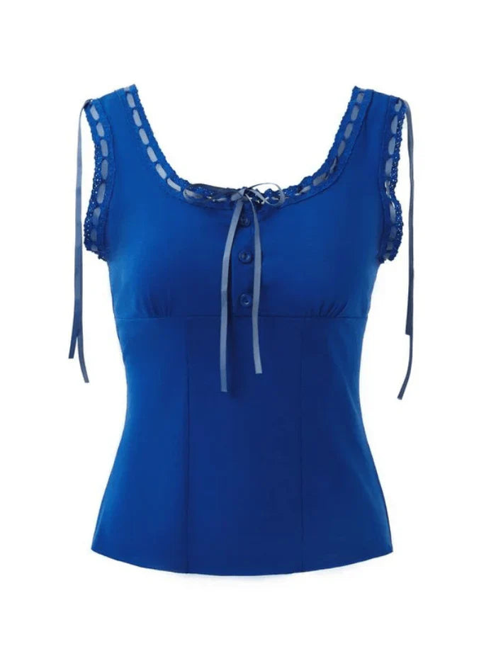 Blauwe cami-top met vintage halslijn en kanten stiksel